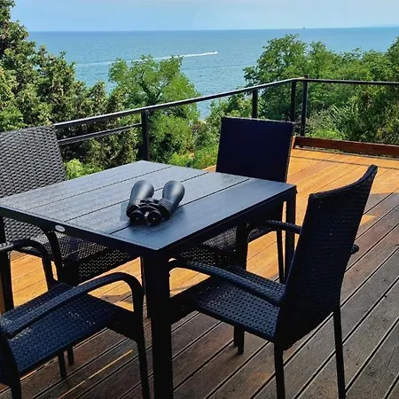 Kabakum Ferienhaus Warna