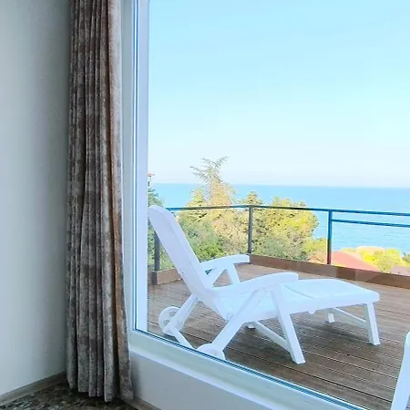 Ferienhaus Kabakum Warna